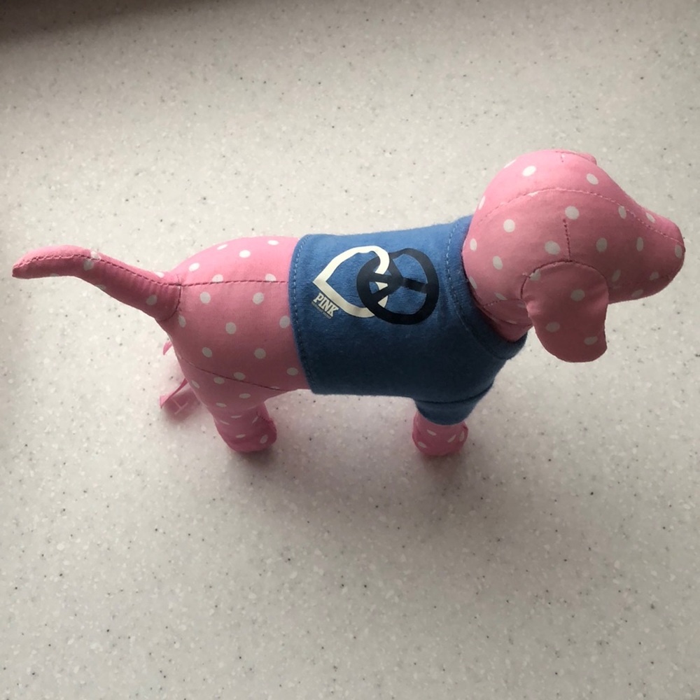Victoria’s Secret PINK dog with polka dot t-shirt